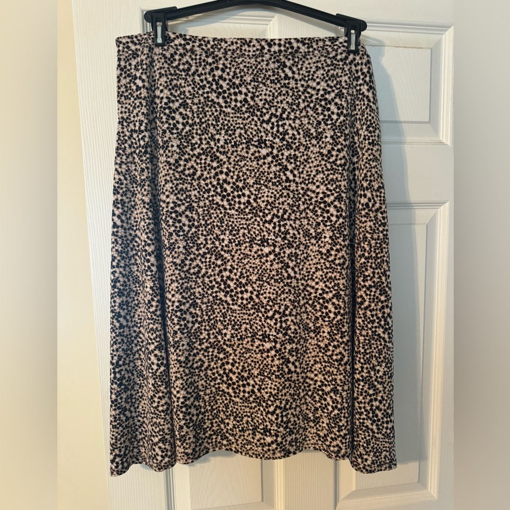 Jaclyn Smith, size XL, like new, skirt